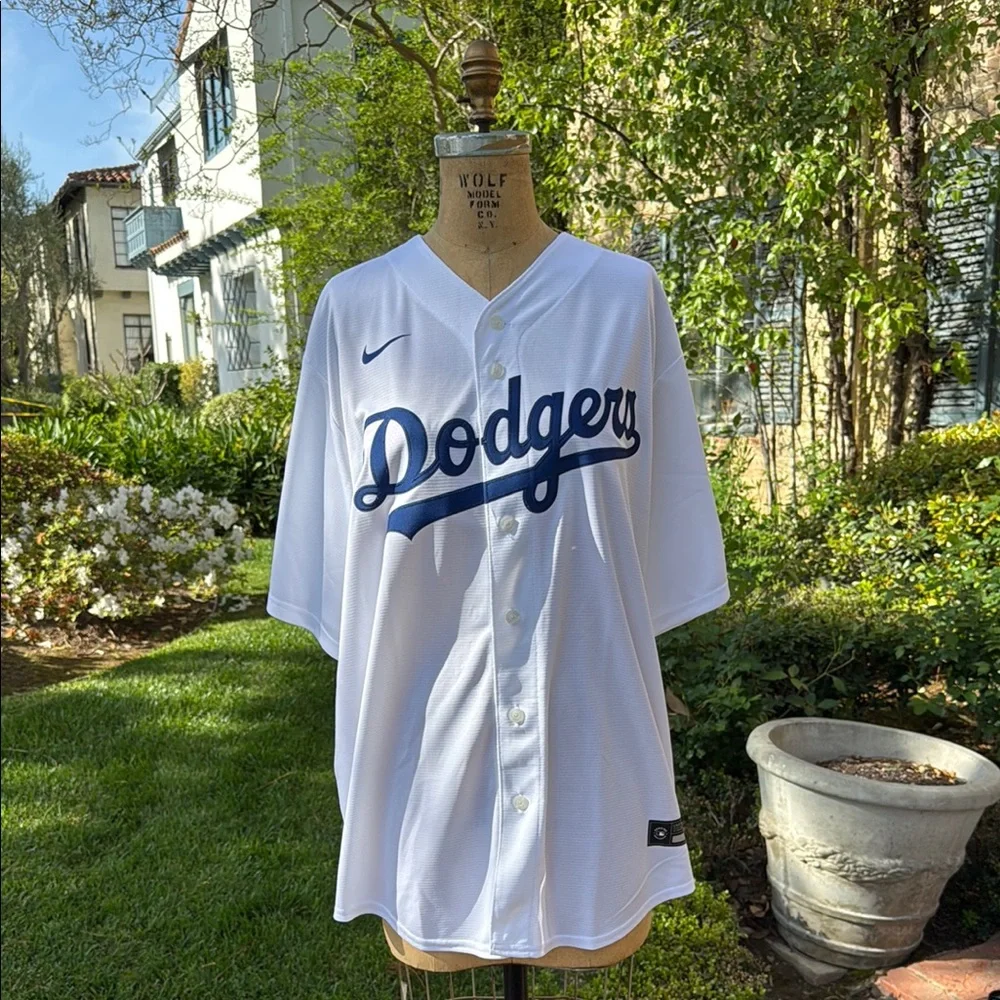 NWT Nike Dodgers / Mookie Betts Jersey - size XL - Picture 1 of 8